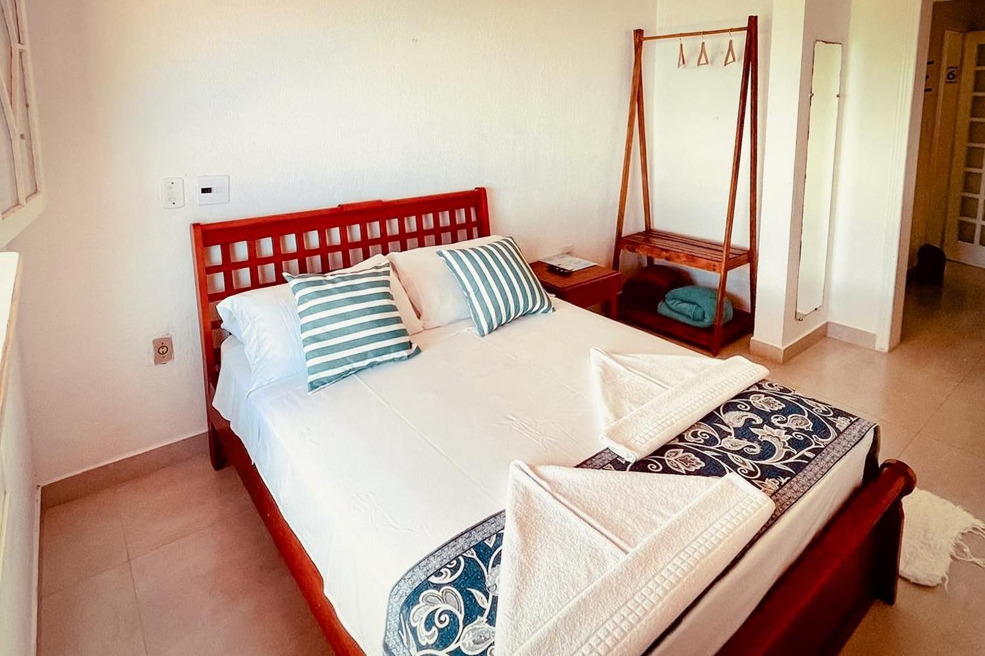 Velinn Pousada 8 Ilhas Ilhabela Habitación foto